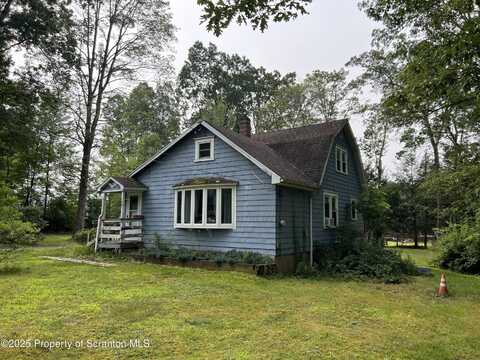 301 Nuangola Road, Mountain Top, PA 18707
