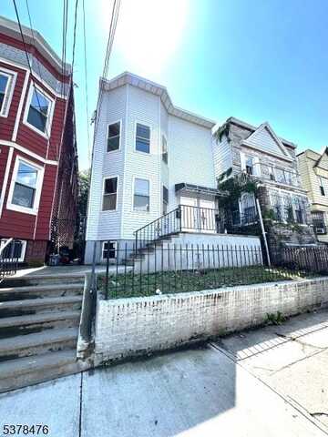 149 Myrtle Ave, Jersey City, NJ 07305