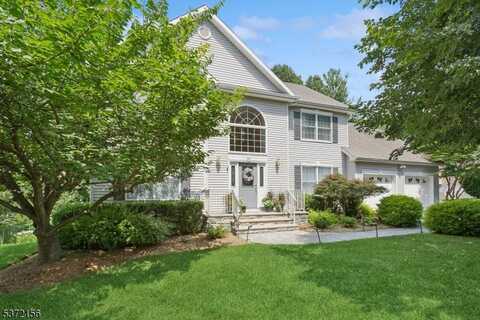 20 Redwood Ave, West Orange, NJ 07052
