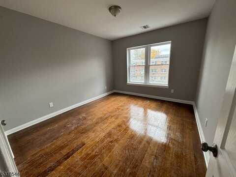 122 Myrtle Avenue, Newark, NJ 07111