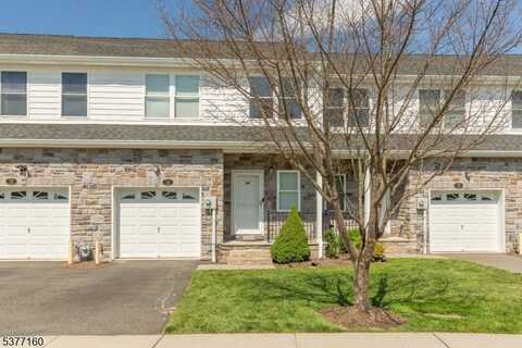 24 Decroce Ct, Whippany, NJ 07054