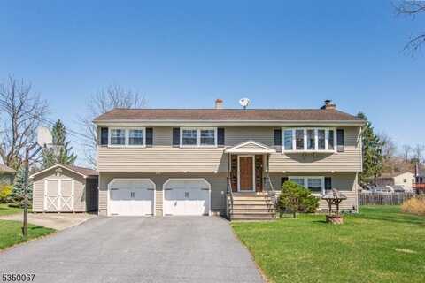 139 Lounsberry Hollow Rd, Vernon, NJ 07418
