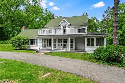 60 Sunset Lake Road, Sparta, NJ 07871