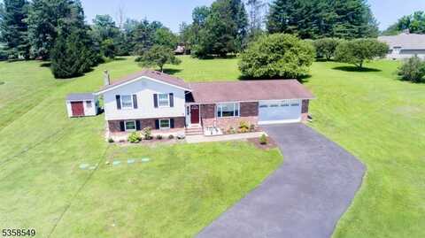 5 Mountain View Dr, Wantage, NJ 07461