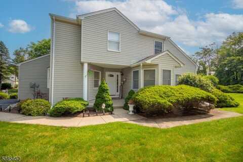 18 Mountain View Ct, Hardyston, NJ 07419