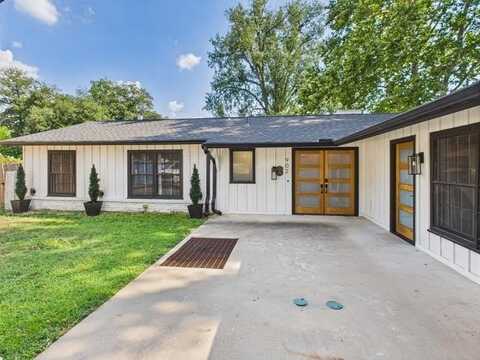 902 Ward Ln, Athens, TX 75751