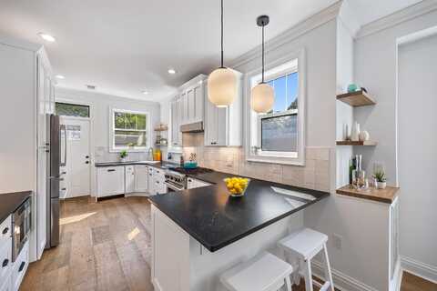 119 HIGHLAND AVE, JC, Journal Square, NJ 07306
