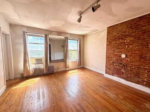 522 WASHINGTON ST, Hoboken, NJ 07030