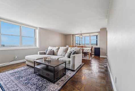 6040 BLVD EAST, West New York, NJ 07093