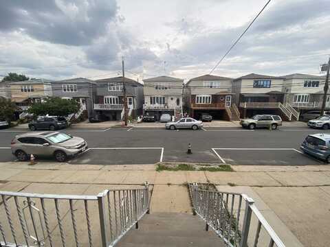 164 WEST 18TH ST, Bayonne, NJ 07002