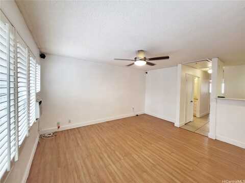 46-261 Kahuhipa Street, Kaneohe, HI 96744