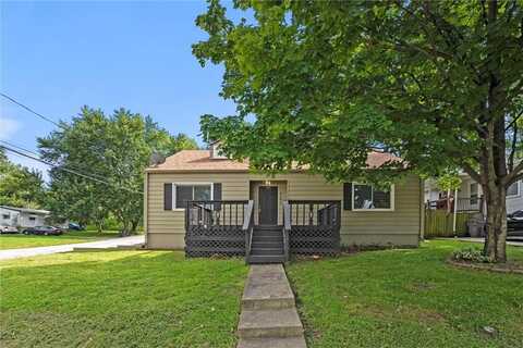 701 W 24th Street, Independence, MO 64055