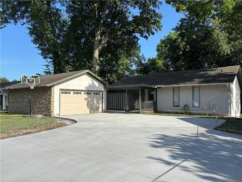5110 N Mockingbird Lane, Saint Joseph, MO 64506