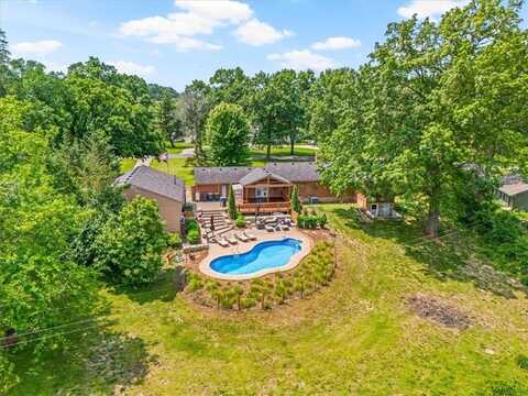 2306 Red Bridge Terrace, Kansas City, MO 64131