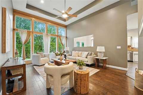 5429 NE Sunshine Drive, Lees Summit, MO 64064