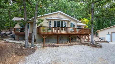 1414 Greenview Drive, Camdenton, MO 65020