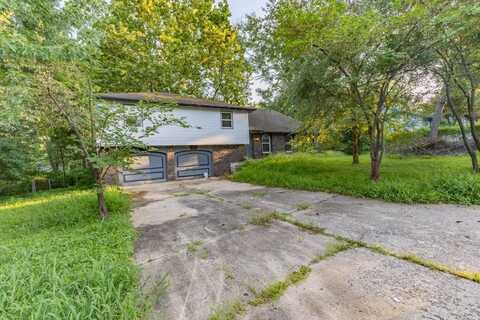 9905 NW 68th Terrace, Kansas City, MO 64152