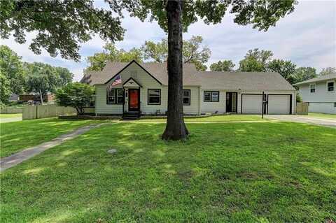 9217 E 69th Street, Raytown, MO 64133