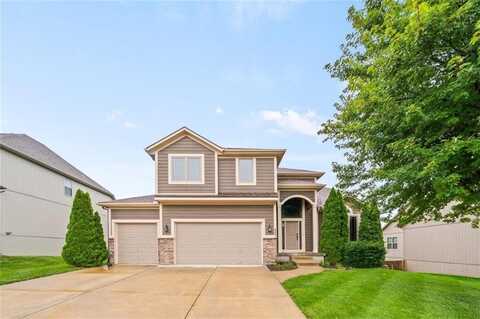 807 S FRANKLIN Street, Raymore, MO 64083