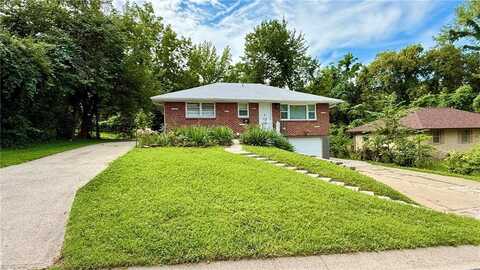 4215 Roswell Avenue, Kansas City, KS 66104