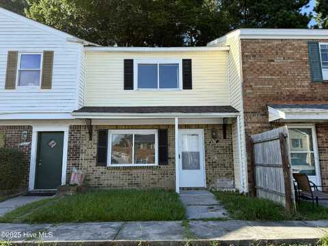 426 Myrtlewood Circle, Jacksonville, NC 28546