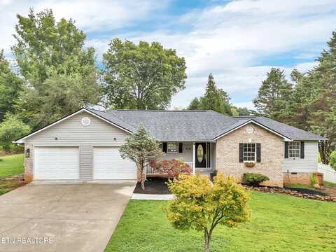 210 N Clark St, Sweetwater, TN 37874