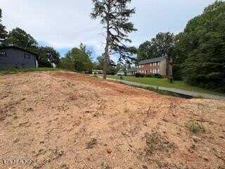 101 Hendrix Drive, Oak Ridge, TN 37830