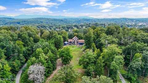 350 Ridgewood Drive, Clinton, TN 37716
