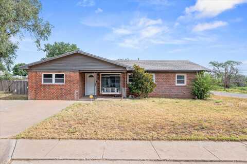 1007 2nd Street, Plains, TX 79355