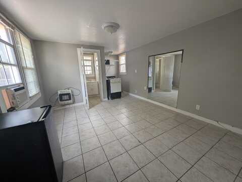 2305 30th Street, Lubbock, TX 79411