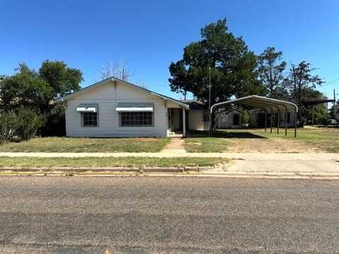 316 W Houston Street, Floydada, TX 79235
