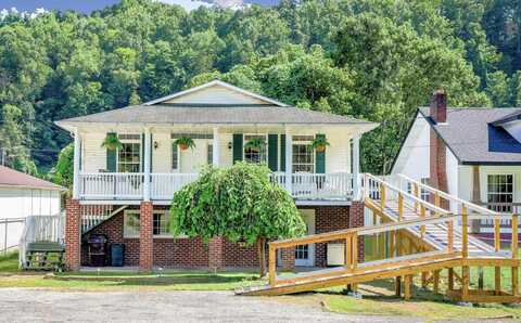 381 North Highway, Baxter, KY 40806