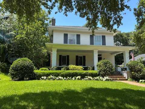 832 North 6th Avenue, Laurel, MS 39440