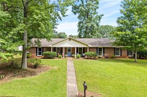 2200 NORTH HILLS DRIVE, OPELIKA, AL 36801