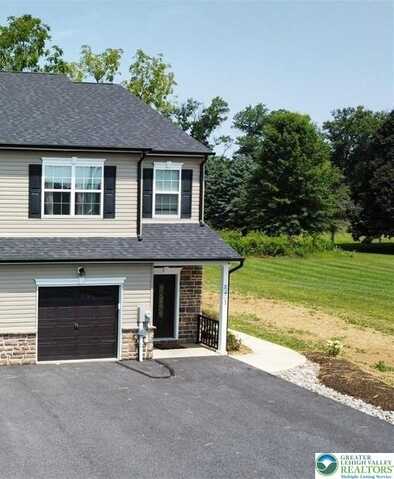 8453 Hamilton Boulevard, Macungie, PA 18031