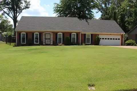 3021 WHITNEY, Memphis, TN 38128