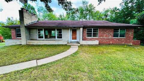 14 Fairwinds Court, Olivette, MO 63132