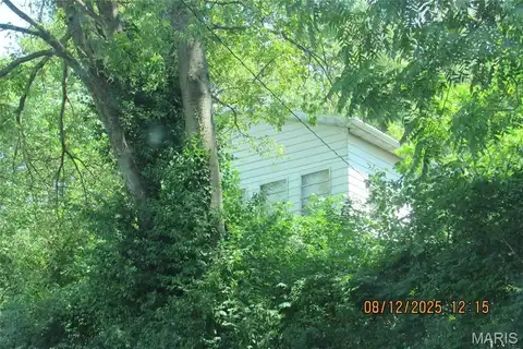 2720 Cliff Drive, Fairview Heights, IL 62208