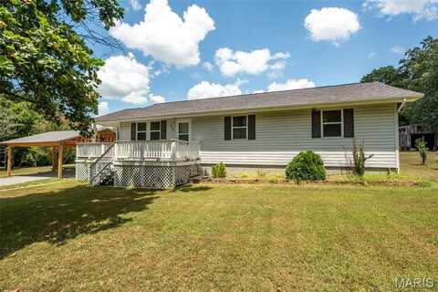 205 Batson Lake Lane, Poplar Bluff, MO 63901
