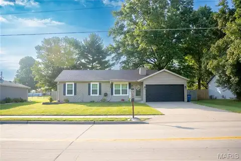 7005 W Main Street, Maryville, IL 62062