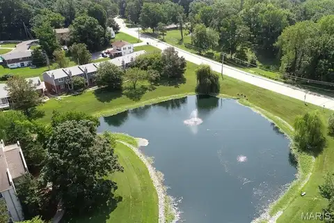 300 Pine Lake Road, Collinsville, IL 62234