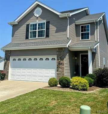 3305 Charlestowne Crossing Drive, Saint Charles, MO 63301
