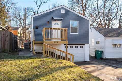 2330 Chambers Road, Saint Louis, MO 63136