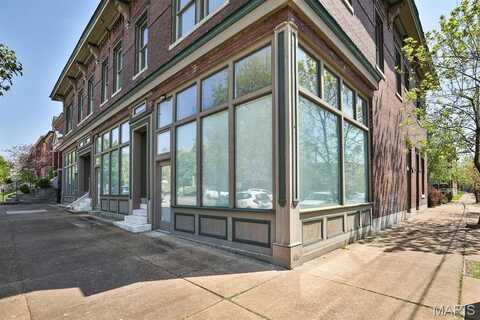 3868 Shenandoah Avenue, Saint Louis, MO 63110