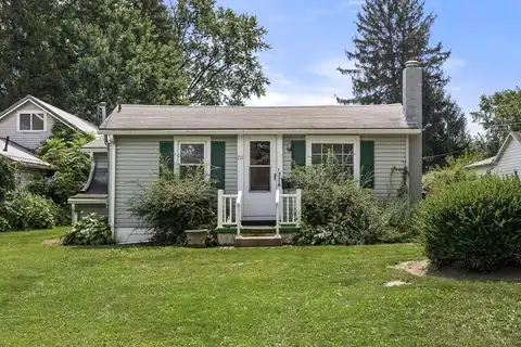 211 Delaware St, Lexington, OH 44904