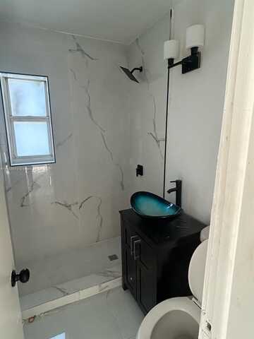 365 NW 188th St, Miami Gardens, FL 33169