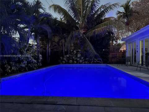 5749 SW 42nd St, Miami, FL 33155