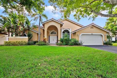 4635 NW 99th Ln, Coral Springs, FL 33076