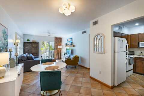 1150 Madruga Ave, Coral Gables, FL 33146