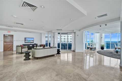 6301 Collins Ave, Miami Beach, FL 33141